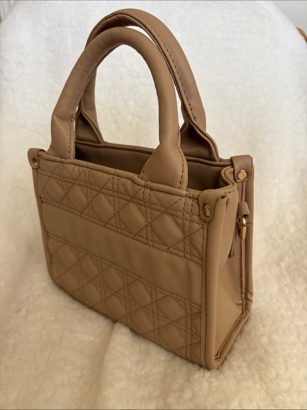 Quilted Top-Handle Crossbody/Tote Bag in Taupe - Picture 3 of 9